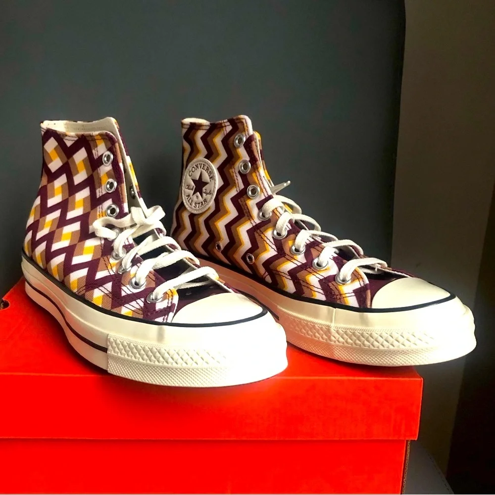 Converse Chuck 70 Twisted Shoes Women’s Size 9.5 Men’s Size 7.5